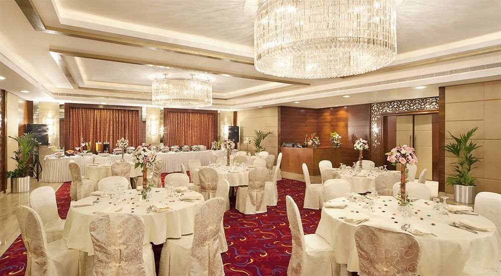 Landmark Grand Hotel Dubai Restaurant foto